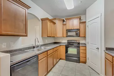 203 E Jordan Ridge Blvd N #204, Saratoga Springs, UT 84045 - Photo 10