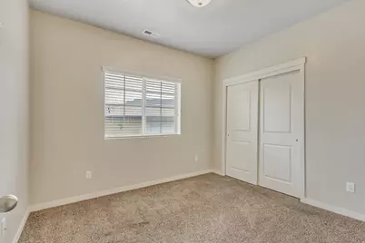 203 E Jordan Ridge Blvd N #204, Saratoga Springs, UT 84045 - Photo 18