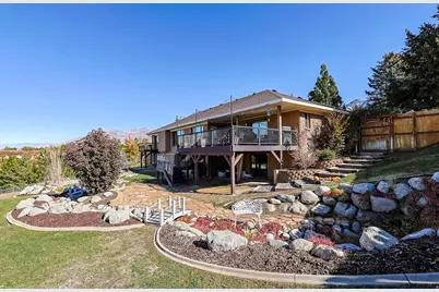 2342 E Charros Rd, Sandy, UT 84092 - Photo 2