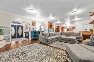 2342 E Charros Rd, Sandy, UT 84092 - Photo 6