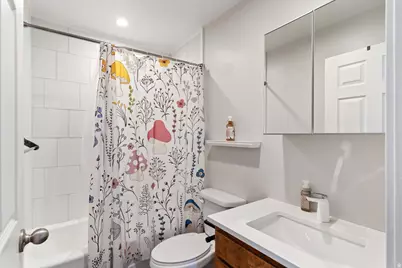 1593 E 6600 S, Uintah, UT 84405 - Photo 14