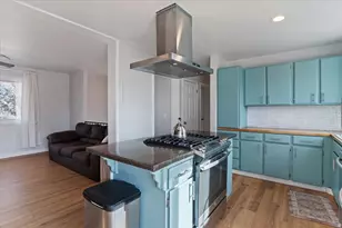 1593 E 6600 S, Uintah, UT 84405 - Photo 10