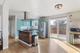 1593 E 6600 S, Uintah, UT 84405 - Photo 8