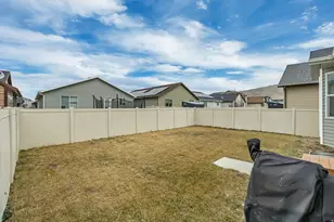 1663 E Shadow Dr, Eagle Mountain, UT 84005 - Photo 26