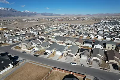 1663 E Shadow Dr, Eagle Mountain, UT 84005 - Photo 34