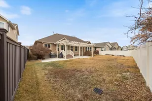 2216 N 2500 W, Lehi, UT 84043 - Photo 30