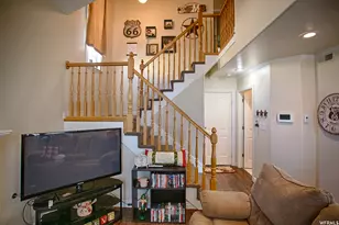 227 S South Majestic Meadows Dr Dr W, Payson, UT 84651 - Photo 4