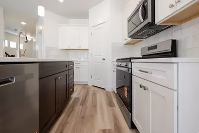 1530 W Banner Dr #815, Saratoga Springs, UT 84045 - Photo 8