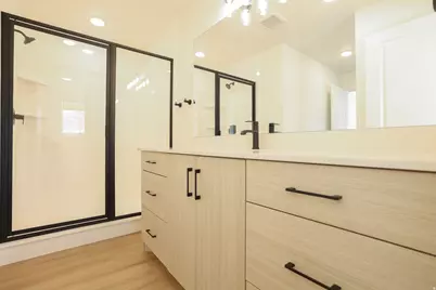 609 N 300 W, Smithfield, UT 84335 - Photo 12