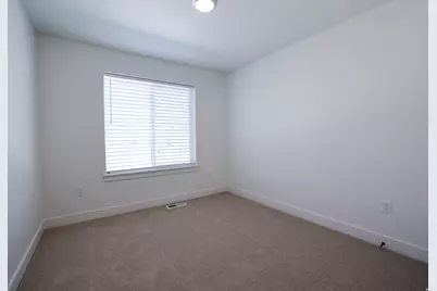 609 N 300 W, Smithfield, UT 84335 - Photo 16