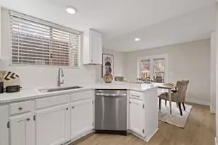 1310 W Countrywood Ln, West Jordan, UT 84088 - Photo 14