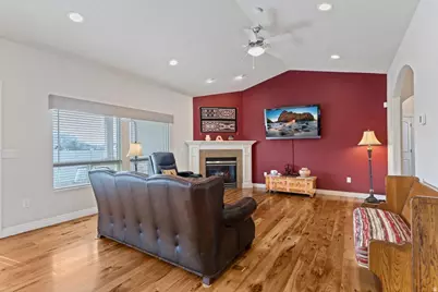 4695 W 4100 S, West Haven, UT 84401 - Photo 8