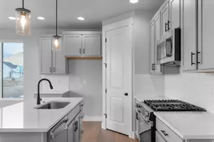 5022 W Green Ash Ln, Highland, UT 84003 - Photo 12