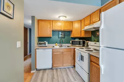 438 N Center St W #201, Salt Lake City, UT 84103 - Photo 8