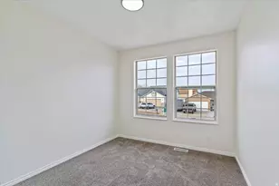 4270 S 2900 W, Roy, UT 84067 - Photo 14