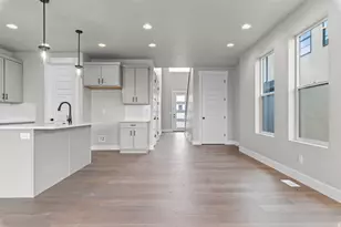 4992 W Green Ash Ln, Highland, UT 84003 - Photo 12