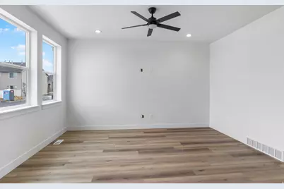 231 W 1160 N #15, Tooele, UT 84074 - Photo 4