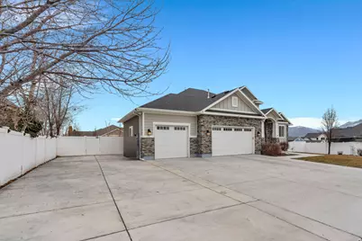 3208 W 10540 S, South Jordan, UT 84095 - Photo 6