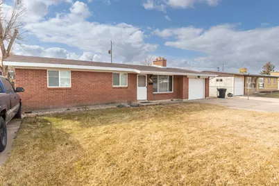 150 W 750 N, Clearfield, UT 84015 - Photo 2
