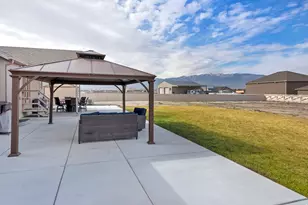 428 S Saddle Rd, Grantsville, UT 84029 - Photo 2