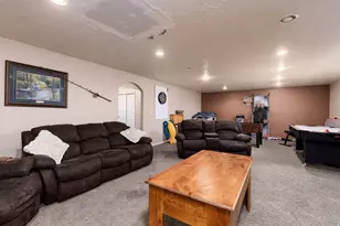 117 E 350 N, Aurora, UT 84620 - Photo 28