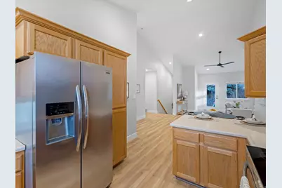 471 E 700 N, Orem, UT 84097 - Photo 6