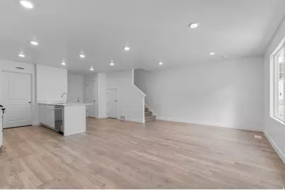 1252 N 300 E #180, Harrisville, UT 84404 - Photo 2