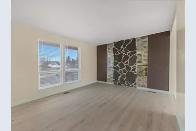 4202 W Rae St, West Valley, UT 84120 - Photo 4