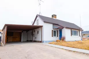 383 E 100 S, Ephraim, UT 84627 - Photo 2