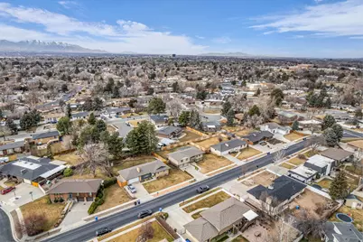 6264 S Steeple Chase Ln, Murray, UT 84121 - Photo 46