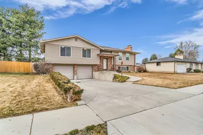 6264 S Steeple Chase Ln, Murray, UT 84121 - Photo 2