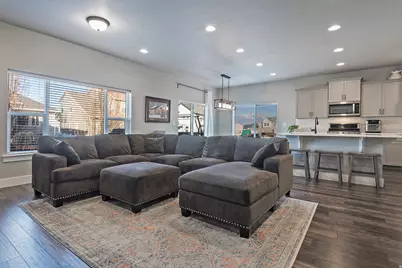 4378 W Aspen Cottage Ln, Riverton, UT 84096 - Photo 8