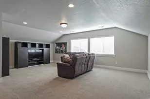 4378 W Aspen Cottage Ln, Riverton, UT 84096 - Photo 34