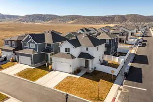 4952 E Lk Cor Dr, Eagle Mountain, UT 84005 - Photo 4