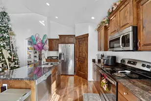 141 Wolverine Creek, Elk Ridge, UT 84651 - Photo 10