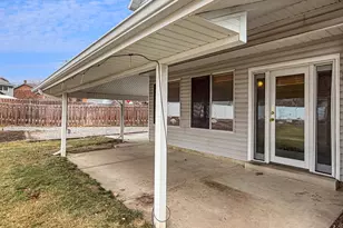 1085 N 125 E, Layton, UT 84041 - Photo 34