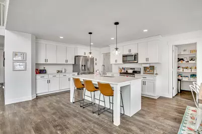156 N Valcrest Dr, Saratoga Springs, UT 84045 - Photo 6