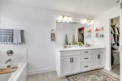156 N Valcrest Dr, Saratoga Springs, UT 84045 - Photo 18