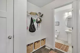 156 N Valcrest Dr, Saratoga Springs, UT 84045 - Photo 14