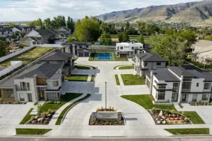 393 S 525 W, Centerville, UT 84014 - Photo 2