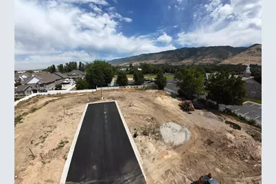 393 S 525 W, Centerville, UT 84014 - Photo 10