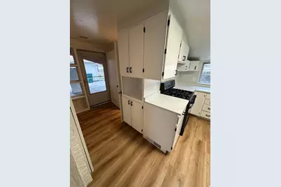 8772 S 120 E, Sandy, UT 84070 - Photo 16