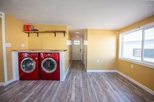 876 S 1000 E, Clearfield, UT 84015 - Photo 10