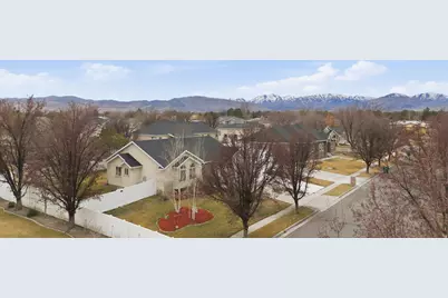 2127 W Silver Tree Cir S, Riverton, UT 84065 - Photo 46