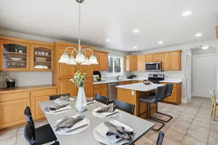 2127 W Silver Tree Cir S, Riverton, UT 84065 - Photo 6