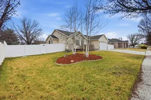 2127 W Silver Tree Cir S, Riverton, UT 84065 - Photo 44