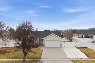 2127 W Silver Tree Cir S, Riverton, UT 84065 - Photo 46