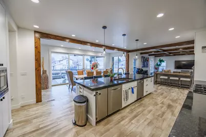 229 E 60 N, Lindon, UT 84042 - Photo 6