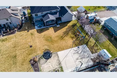 229 E 60 N, Lindon, UT 84042 - Photo 2