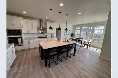 3301 S 2410 W, Syracuse, UT 84075 - Photo 4